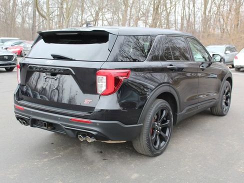 Used 2022 Ford Explorer ST w/ Equipment Group 401A image 3
