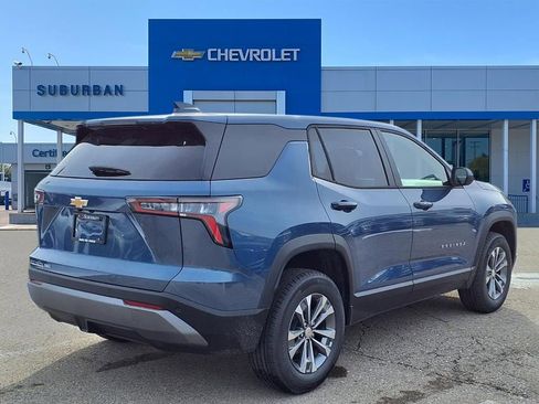 New 2026 Chevrolet Equinox LT w/ Convenience Package II image 4