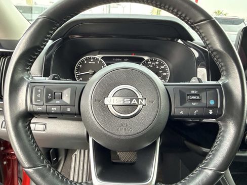 Used 2024 Nissan Pathfinder SV image 27