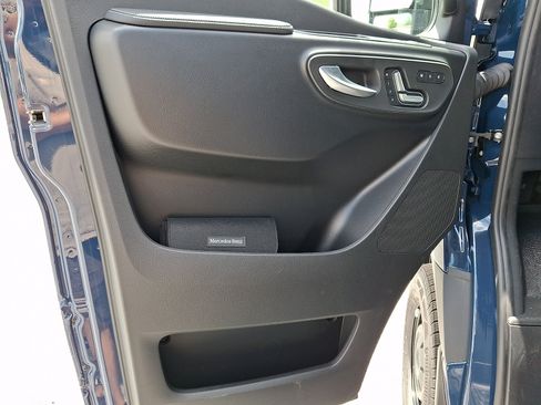 Used 2026 Mercedes-Benz Sprinter 2500 image 13