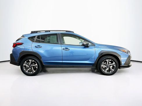 Used 2024 Subaru Crosstrek 2.0i Premium image 10