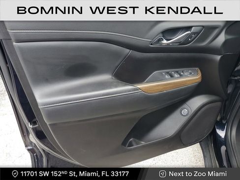 Used 2021 GMC Acadia SLE w/ Driver Convenience Package image 23