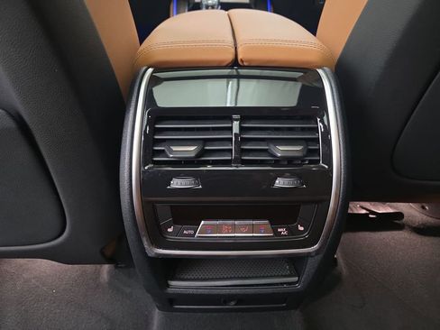 Used 2023 BMW X5 xDrive40i w/ Executive Package image 25