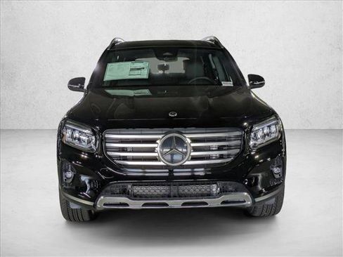 New 2025 Mercedes-Benz GLB 250 image 6
