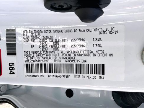 Used 2019 Toyota Tacoma TRD Off-Road image 34