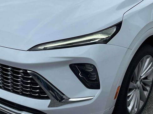 New 2026 Buick Envision Avenir image 9