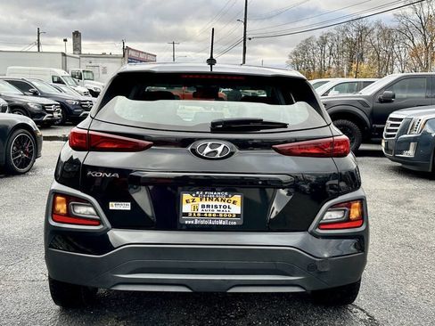 Used 2021 Hyundai Kona SE FWD image 6