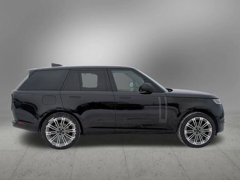 New 2026 Land Rover Range Rover SE image 7