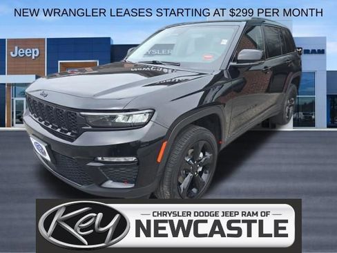 Used 2023 Jeep Grand Cherokee Limited w/ Black Appearance Package AWD/4WD image 1
