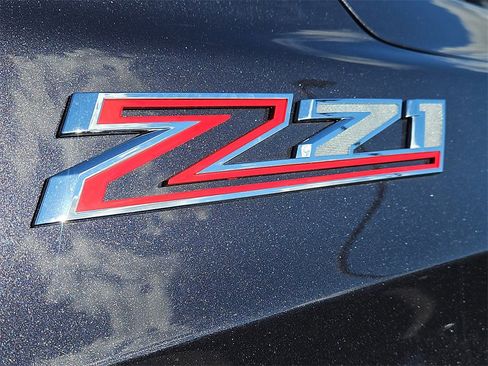 Certified 2022 Chevrolet Tahoe Z71 w/ Luxury Package image 13