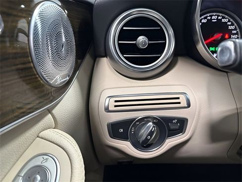 Used 2018 Mercedes-Benz C 300 4MATIC Sedan image 16