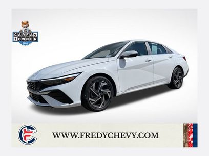 Used 2025 Hyundai Elantra Limited