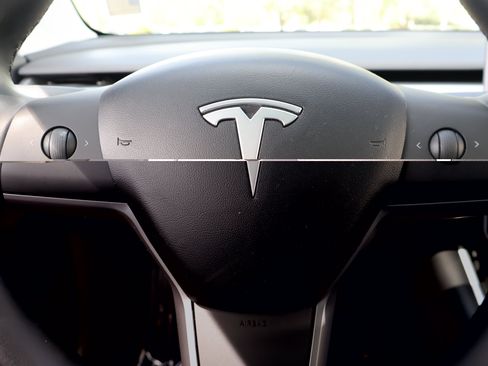 Used 2019 Tesla Model 3 Standard Range Plus RWD image 21