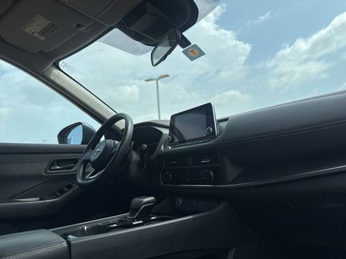 Certified 2023 Nissan Rogue S FWD image 26