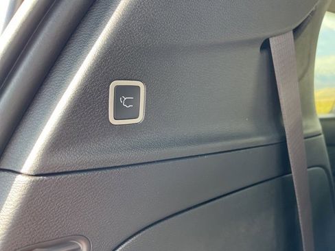 New 2026 Chrysler Pacifica Select image 11