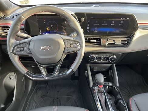 Certified 2024 Chevrolet TrailBlazer RS w/ Convenience Package image 13