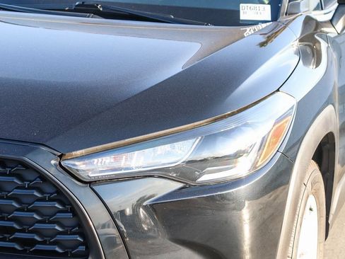 Used 2022 Toyota Corolla Cross LE FWD image 5