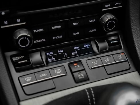 Used 2020 Porsche 718 Cayman GT4 image 72