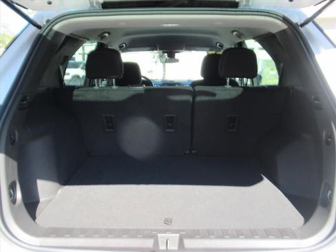 Used 2024 Chevrolet Equinox LS w/ Driver Confidence II Package image 28