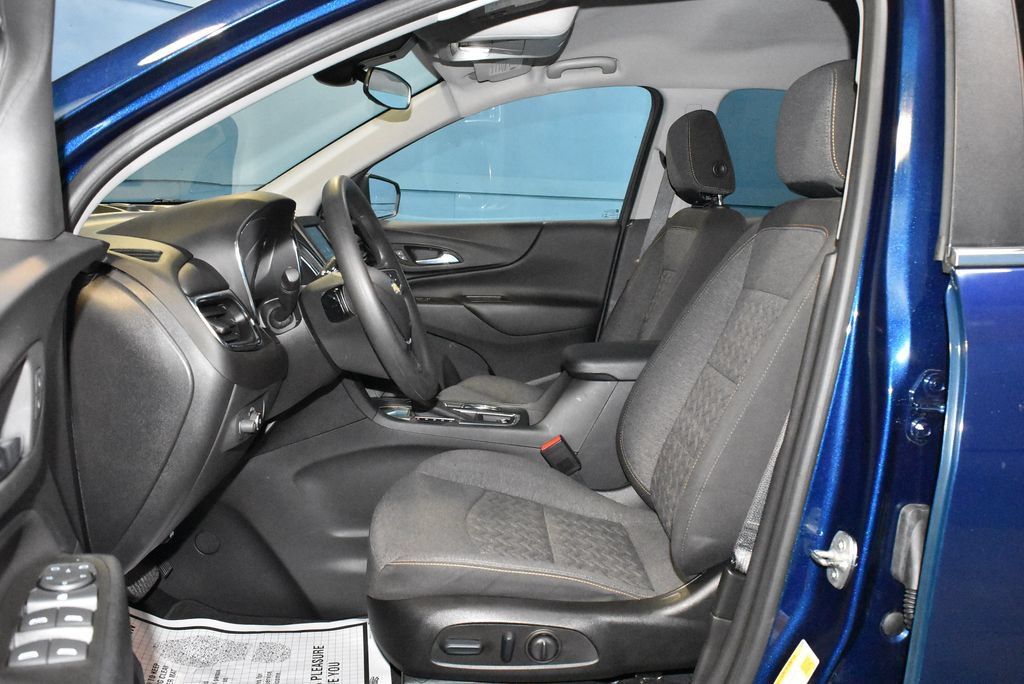 Used 2022 Chevrolet Equinox LT FWD image 6