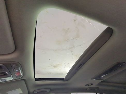 Used 2024 Kia Telluride SX w/ Towing Package image 25