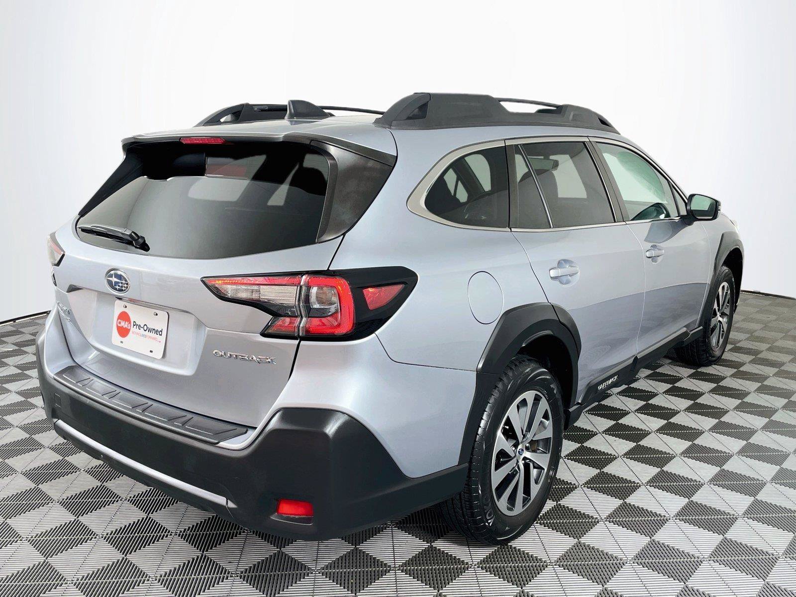 Certified 2024 Subaru Outback Premium AWD/4WD image 10