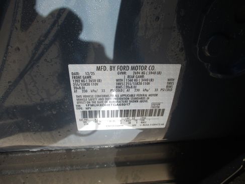 New 2026 Ford Explorer Active w/ Active Comfort Package image 31