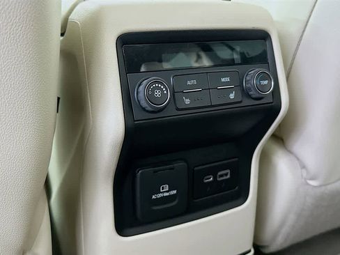 Used 2020 GMC Acadia Denali w/ Technology Package image 13