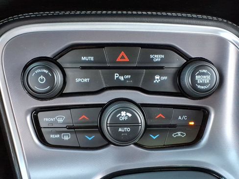 Used 2019 Dodge Challenger R/T w/ Blacktop Package RWD image 18