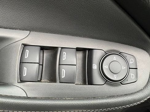 Used 2020 Buick Encore GX Essence FWD image 15