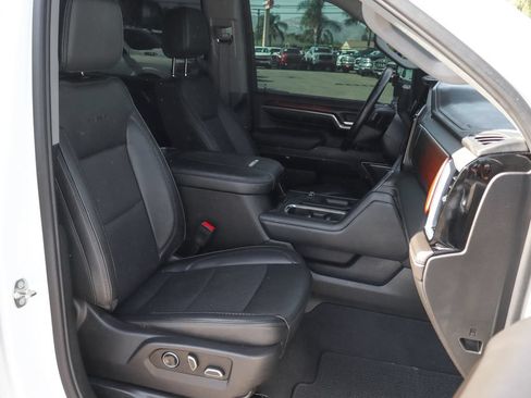 Used 2024 GMC Sierra 2500 Denali w/ Denali Reserve Package AWD/4WD image 52