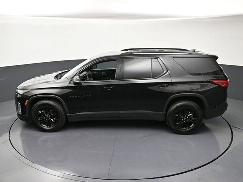 Used 2023 Chevrolet Traverse LT w/ Midnight/Sport Edition AWD/4WD image 17