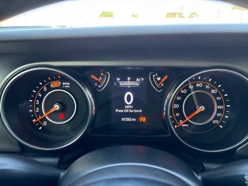 Used 2020 Jeep Wrangler Unlimited Sport S AWD/4WD image 16