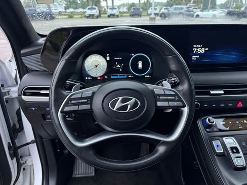 Used 2024 Hyundai Palisade Calligraphy image 15