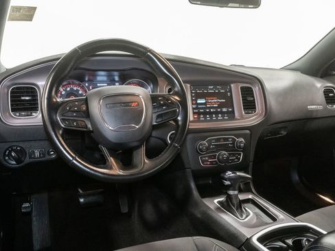 Used 2023 Dodge Charger SXT RWD image 7