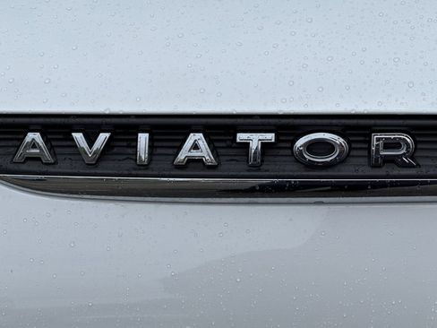 Used 2025 Lincoln Aviator Reserve w/ Luxury Package AWD/4WD image 24