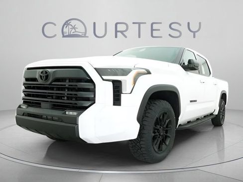 Used 2025 Toyota Tundra SR5 w/ SR5 Premium Package RWD image 24