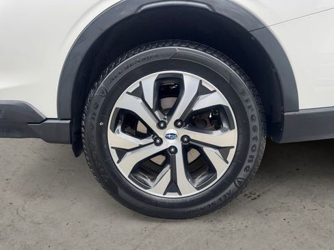 Used 2020 Subaru Outback Touring AWD/4WD image 8