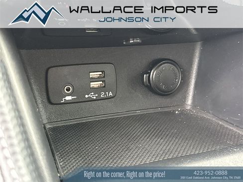 Certified 2023 Subaru Forester Limited image 29