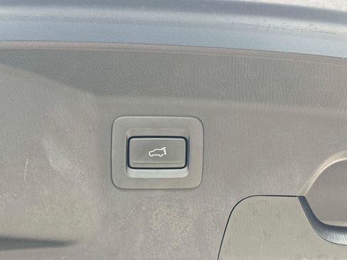 Used 2023 MAZDA CX-9 Carbon Edition image 12