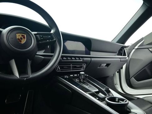 Used 2020 Porsche 911 Carrera 4S AWD/4WD image 43