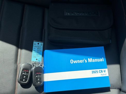 Used 2025 Honda CR-V Sport-L image 32