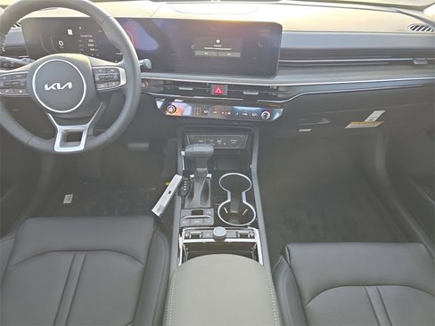 New 2026 Kia K5 EX image 16