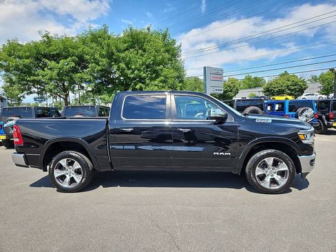 Used 2022 RAM 1500 Laramie w/ Trailer Tow Group AWD/4WD image 8