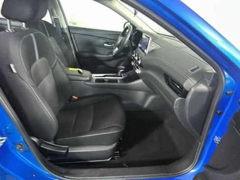 Used 2023 Nissan Sentra SV w/ All-Weather Package FWD image 31