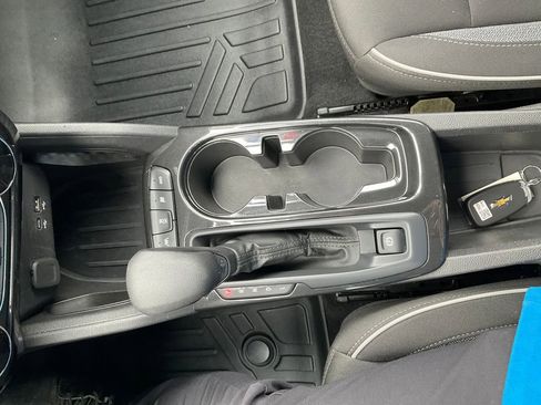 Used 2025 Chevrolet TrailBlazer LT AWD/4WD image 10
