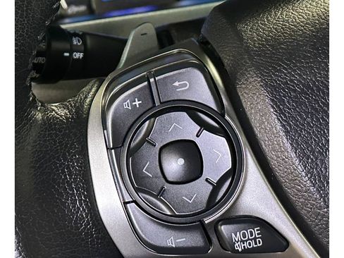 Used 2014 Toyota Camry SE FWD image 24