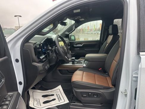 New 2026 Chevrolet Silverado 1500 High Country AWD/4WD image 17