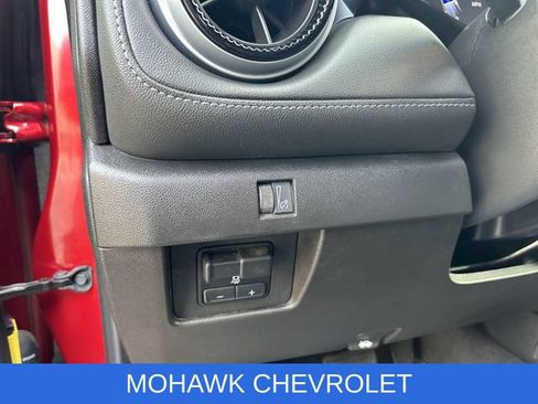 Used 2023 Chevrolet Colorado LT w/ LT Convenience Package AWD/4WD image 35