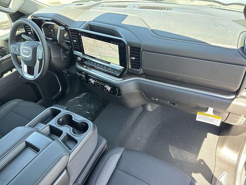 New 2026 GMC Sierra 1500 Elevation AWD/4WD image 29
